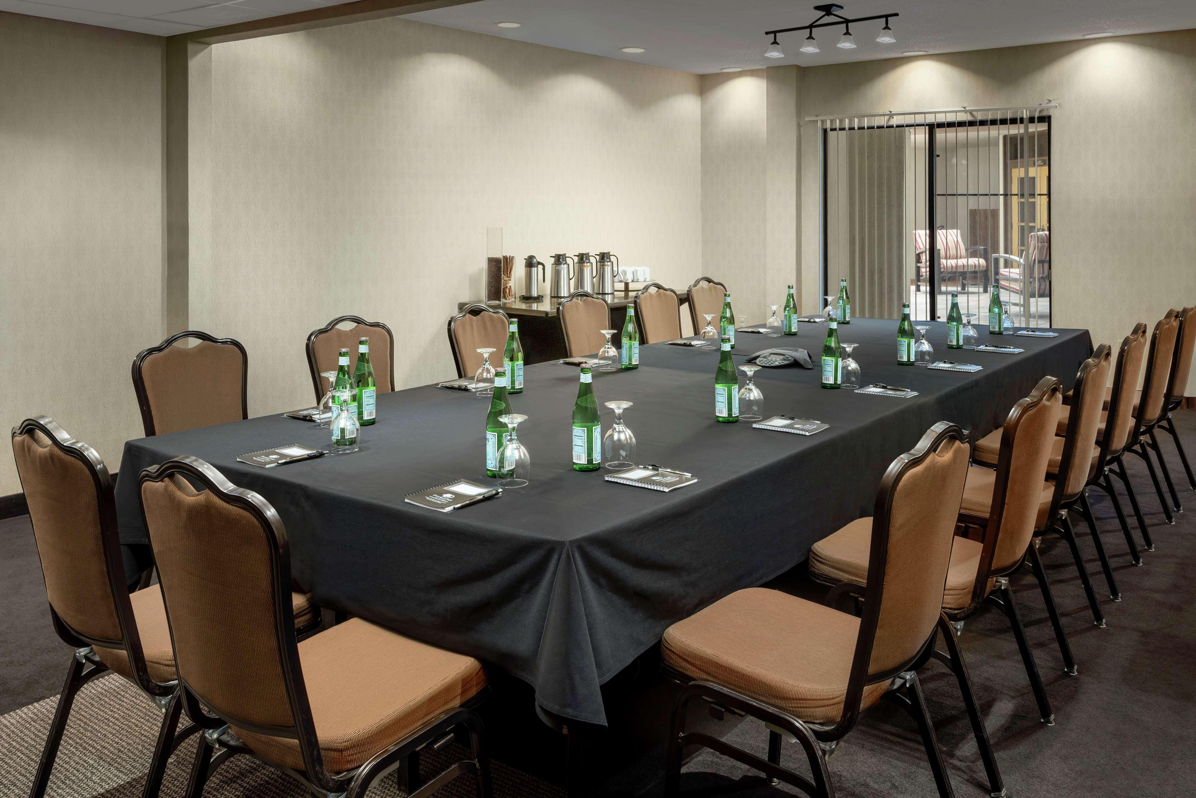 Doubletree By Hilton Colorado Springs Hotell Exteriör bild