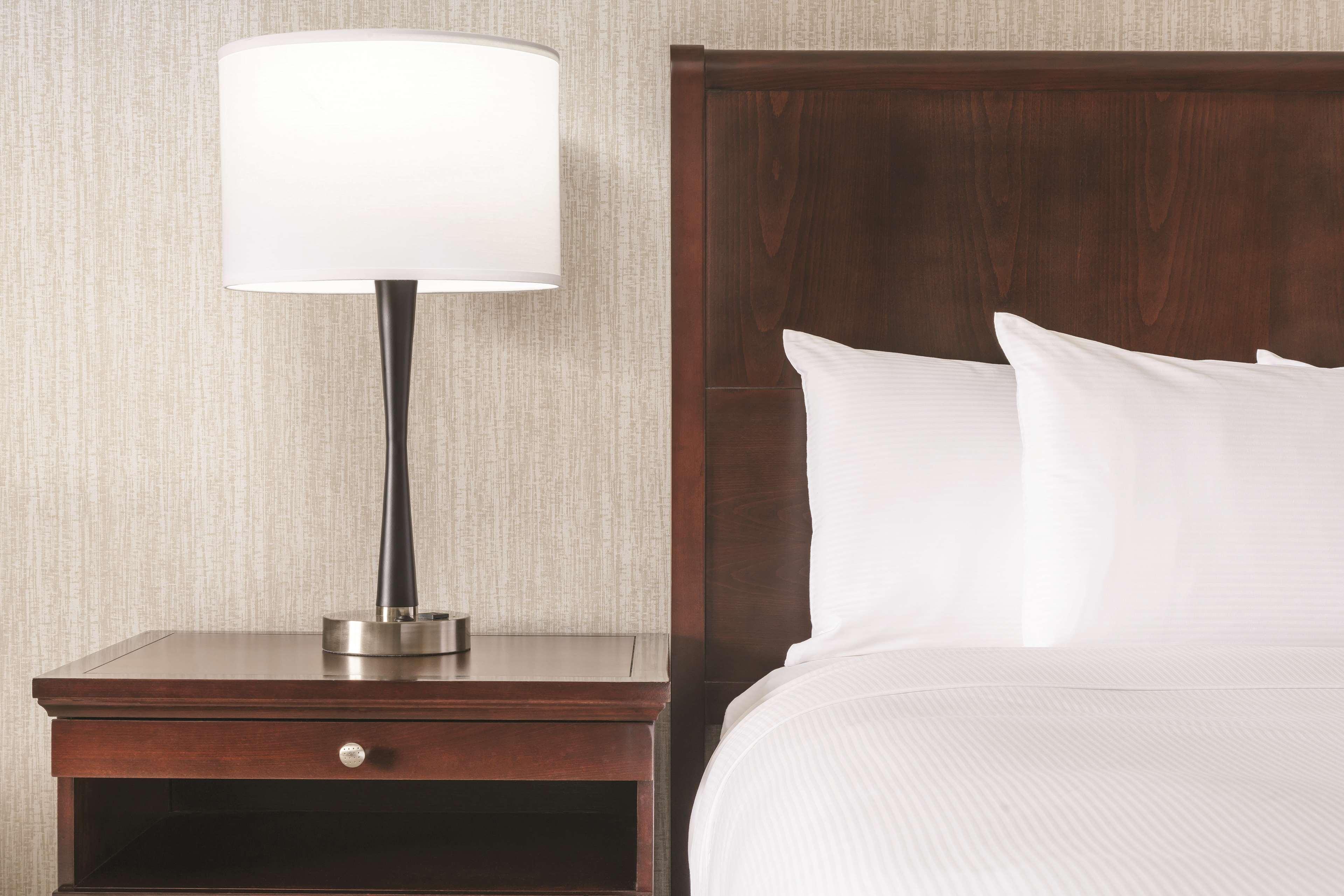 Doubletree By Hilton Colorado Springs Hotell Exteriör bild