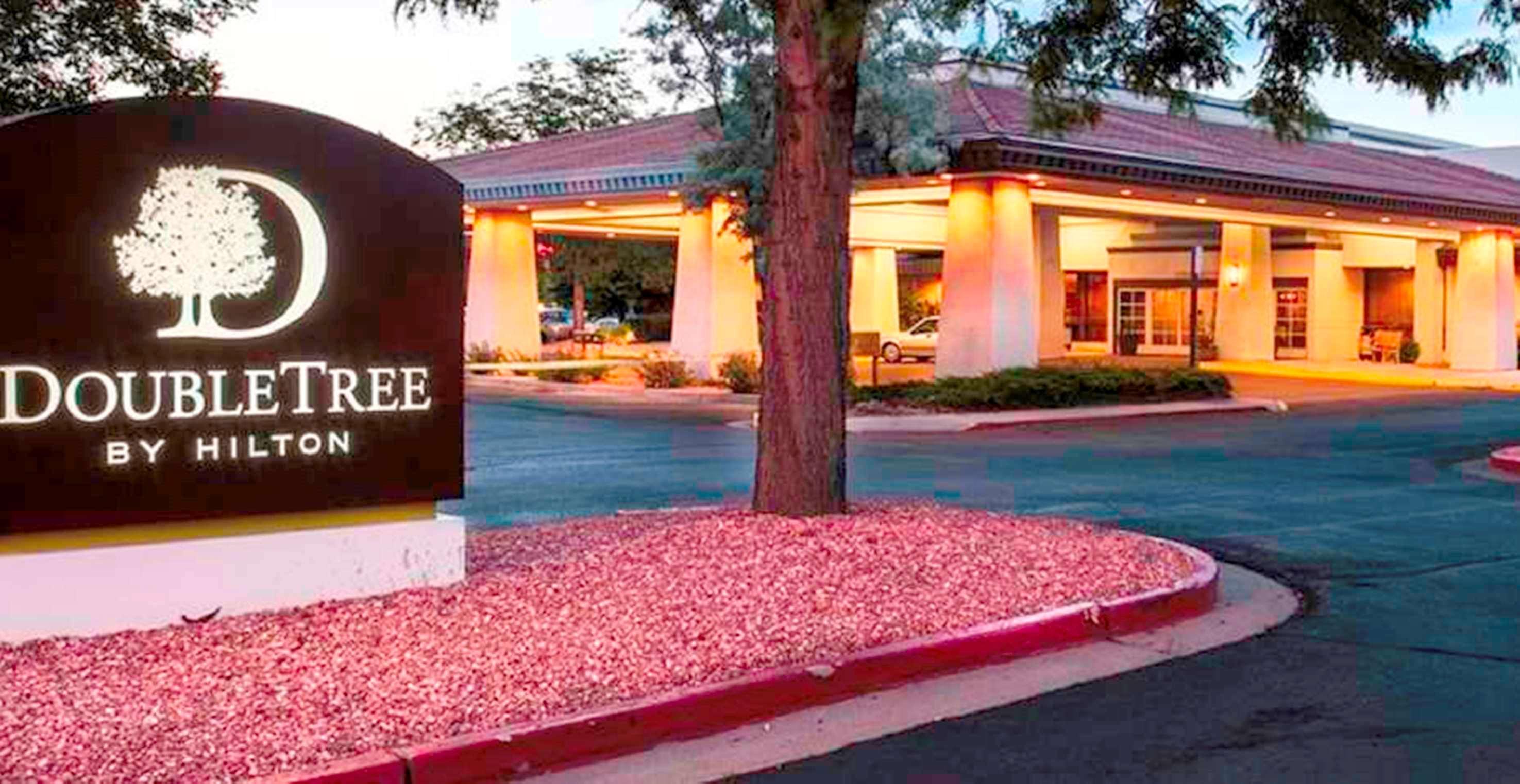 Doubletree By Hilton Colorado Springs Hotell Exteriör bild