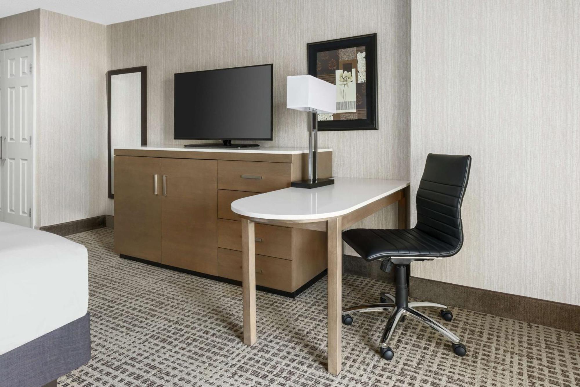 Doubletree By Hilton Colorado Springs Hotell Exteriör bild