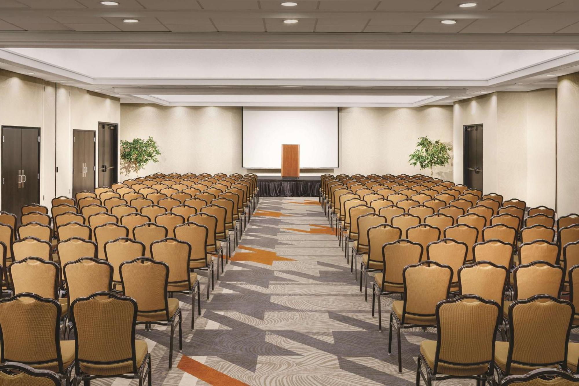 Doubletree By Hilton Colorado Springs Hotell Exteriör bild